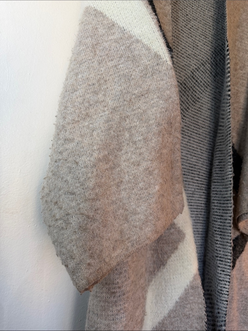 Akemi + Kin Anthropologie Abstract Fuzzy Knit Open Cardigan - Picture 6 of 10
